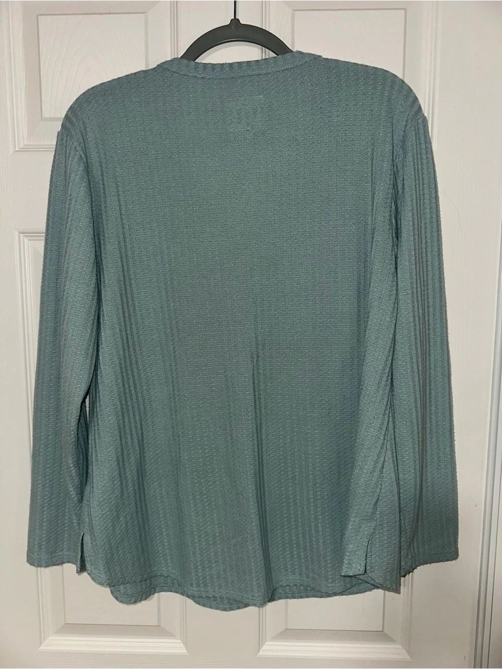 ChaSer Long Sleeve Top size large